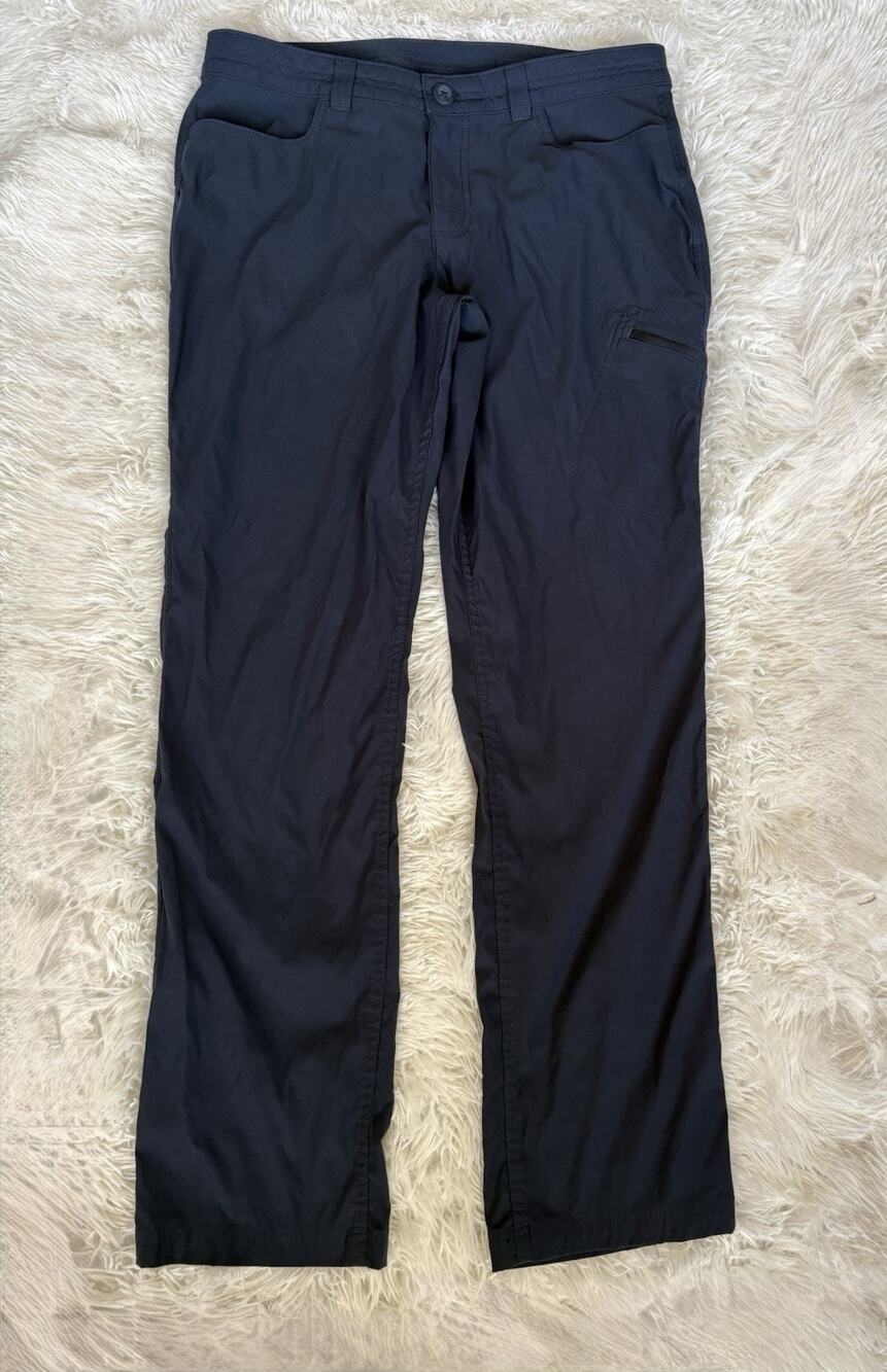 Eddie Bauer Women’s 12 Blue Cargo Hiking/activewear Pants. EXC. Condition